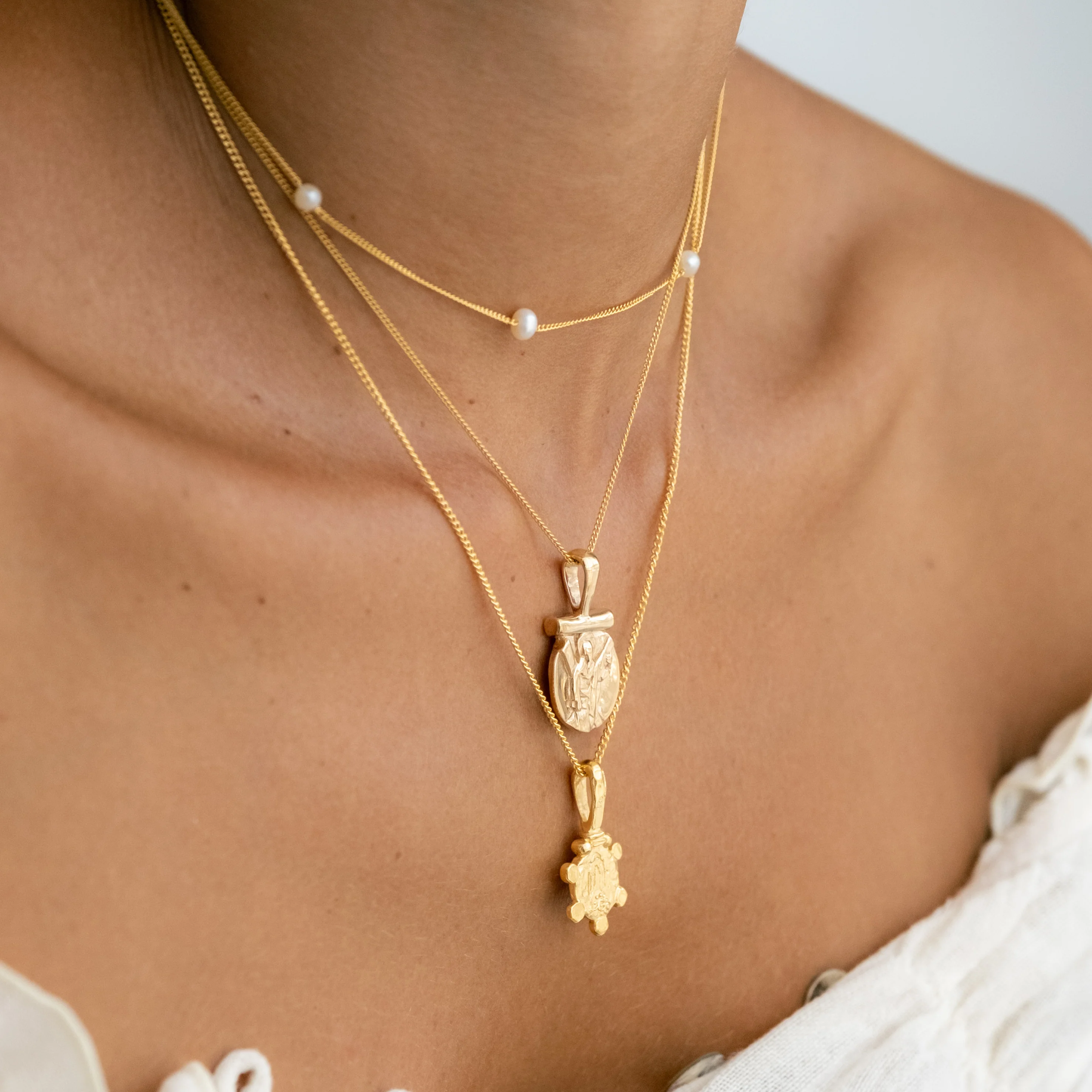 9KT SOLID GOLD Mary Magdalene - Symbol of Power, Grace, Loyalty & Adversity CHARM ONLY - Image 5