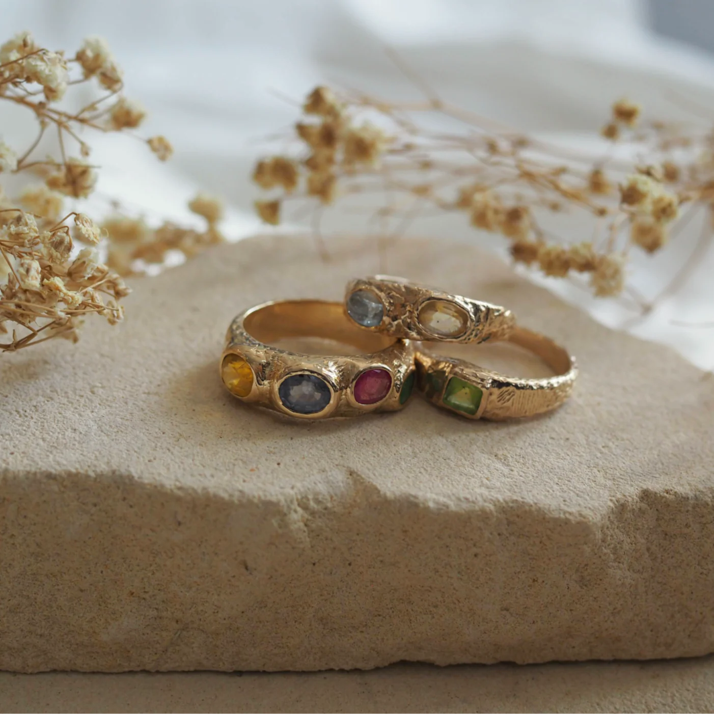 BESPOKE 9KT GOLD Ziggy Ring - 1 Stone - Image 4