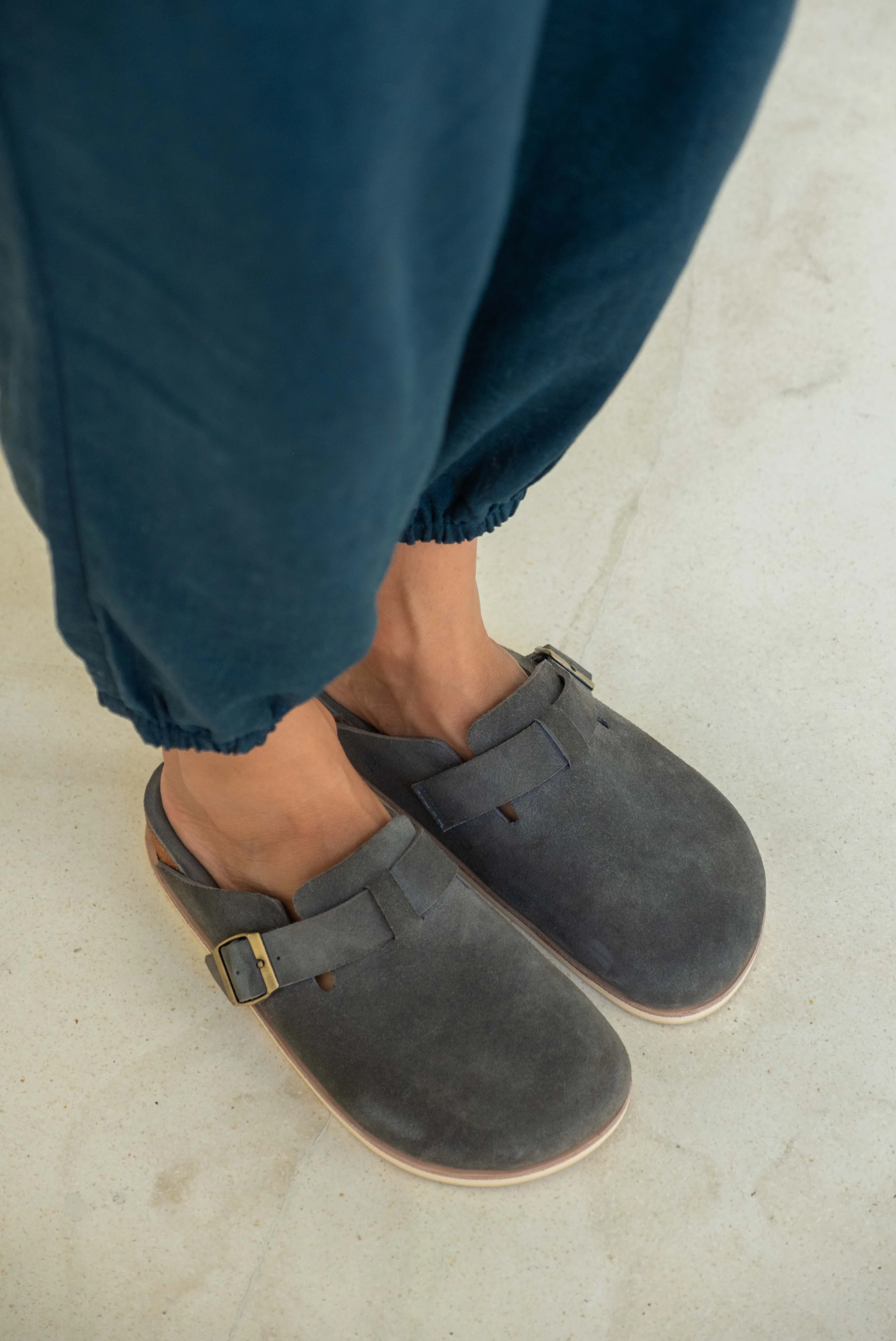 Amalfi Mule - Stone - Image 3