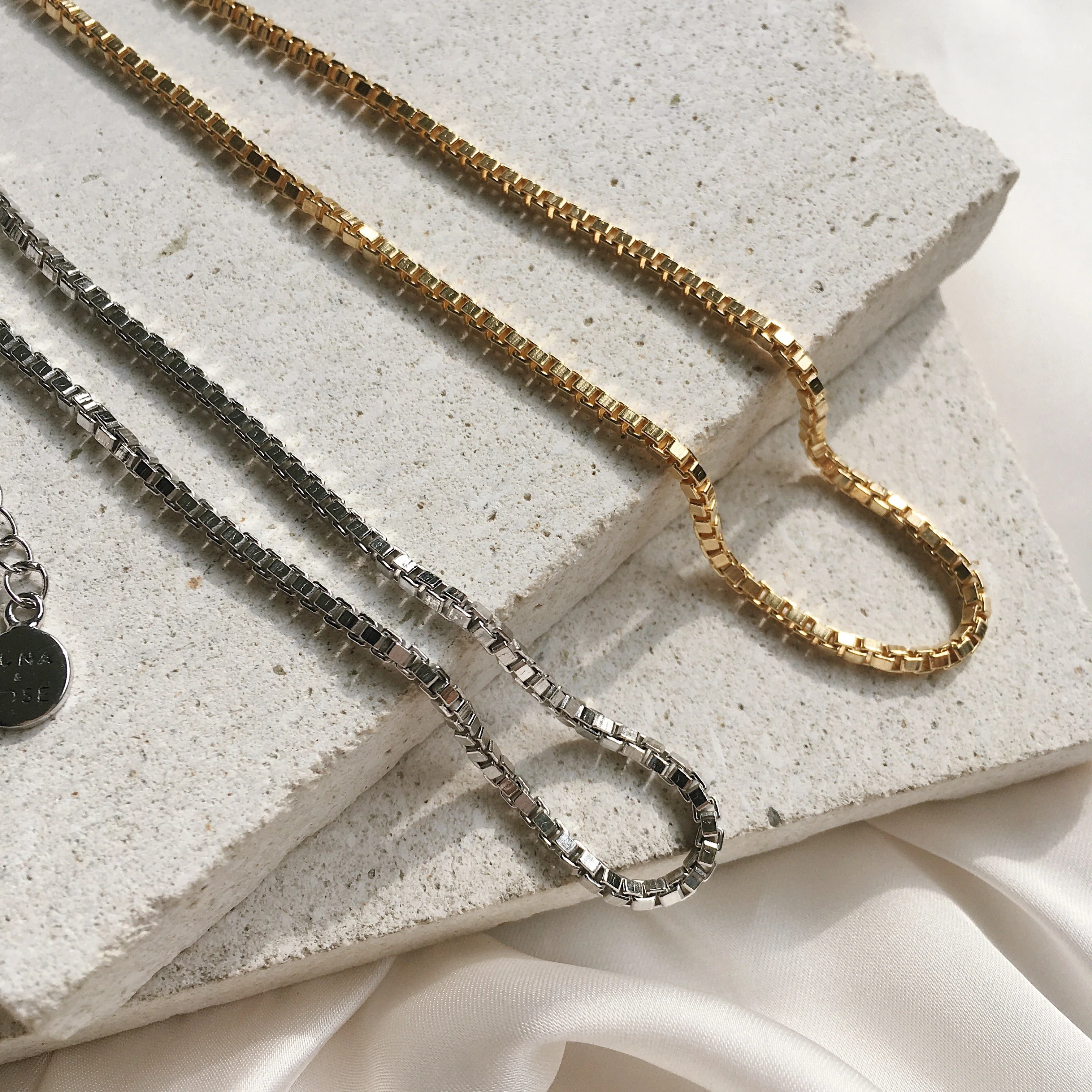 Bahama Box Chain Necklace - Silver - Image 5