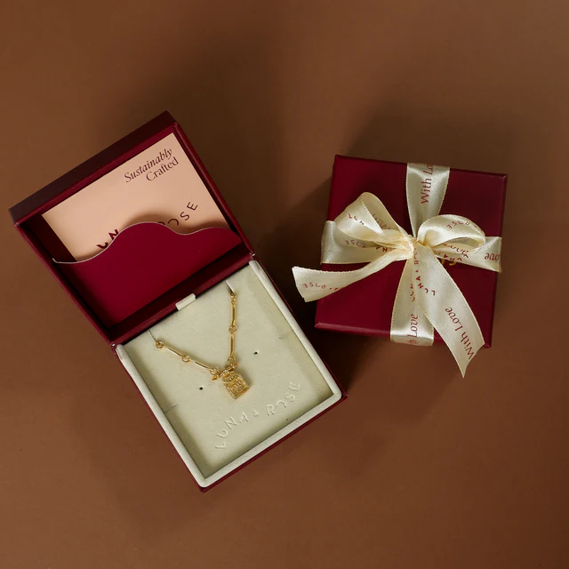 Balance Necklace (Reversible) - Gold - Image 7