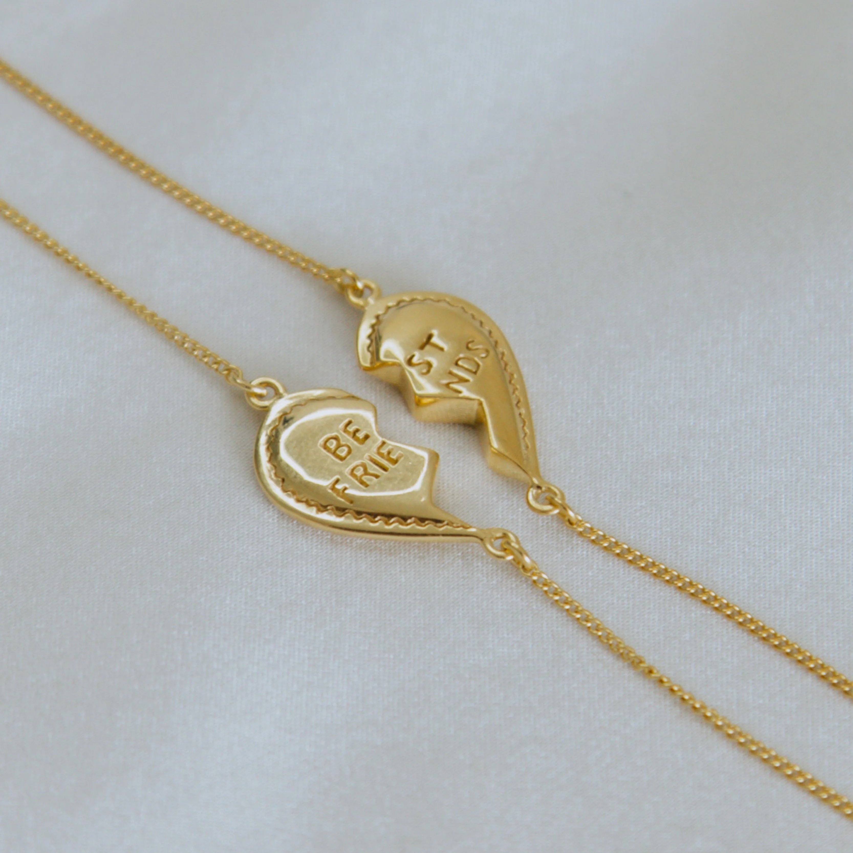 BFF Broken Heart Bracelet SINGLE - Gold - Image 3