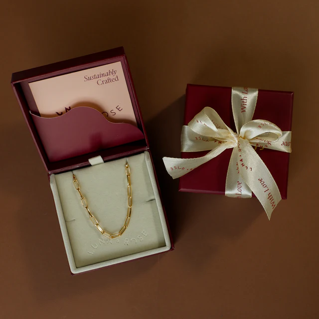 Washington Paper Clip Chain Necklace - Gold - Image 8