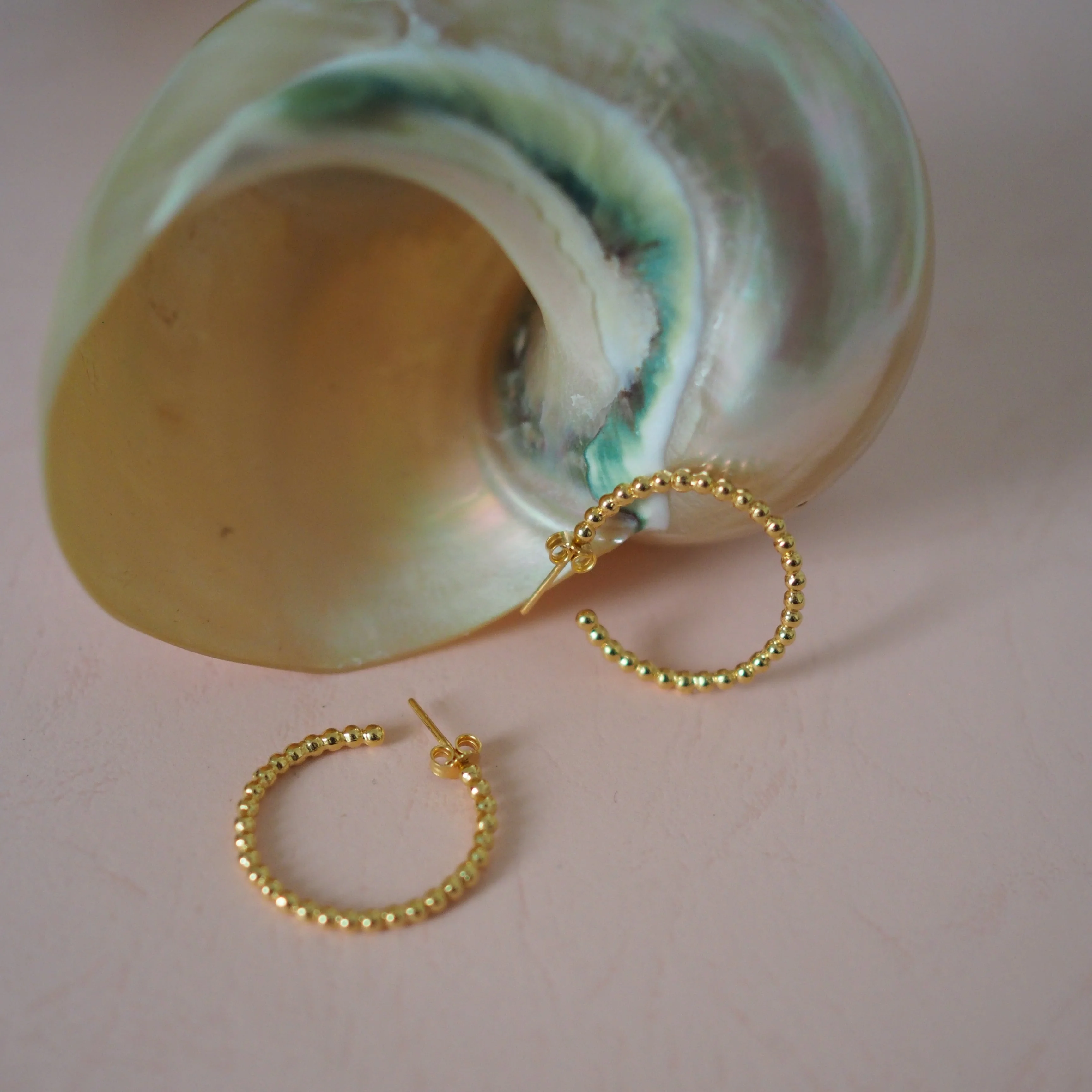 Central Park Dotty Earrings 10mm - Gold - Image 2