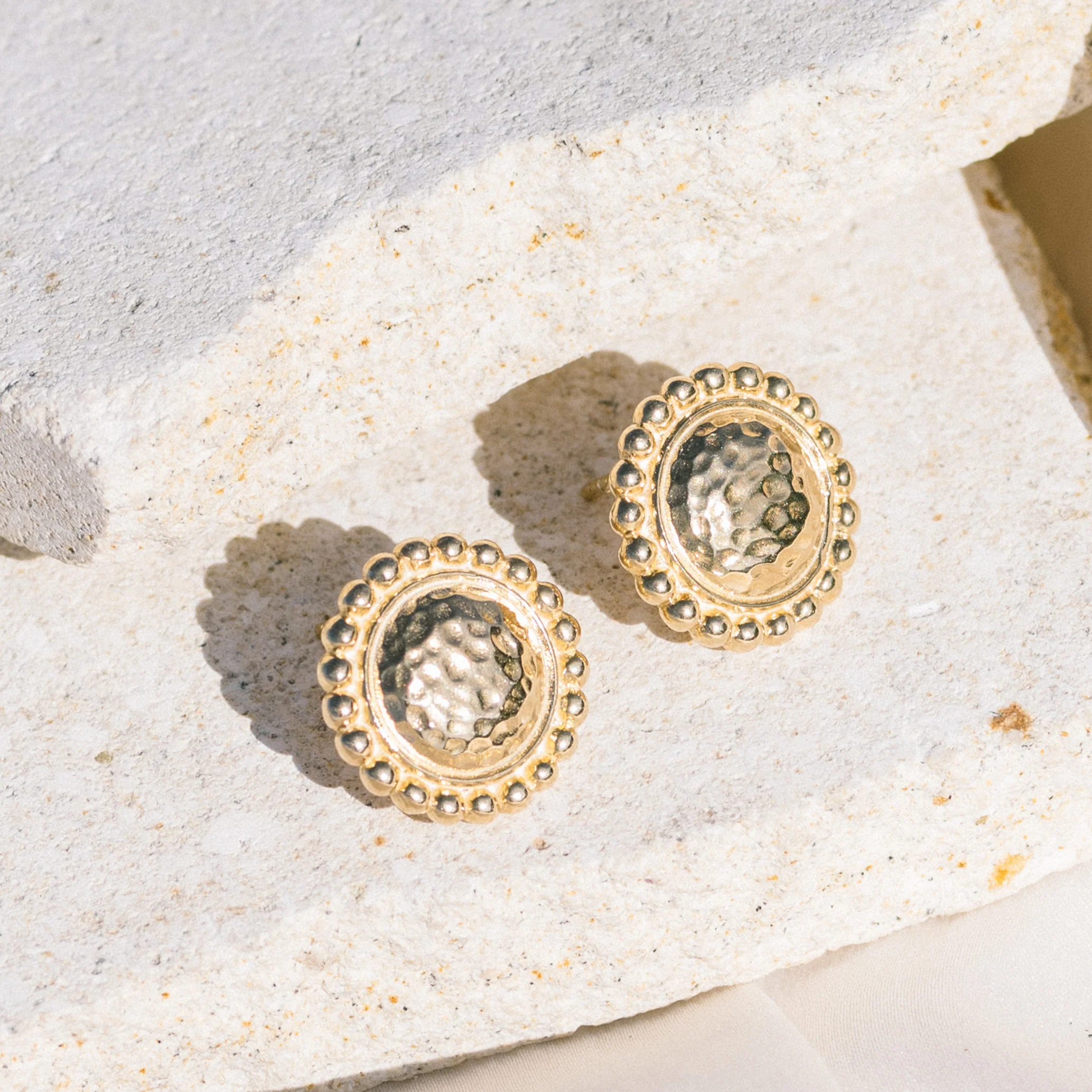 Classic Bowie Earrings - Gold