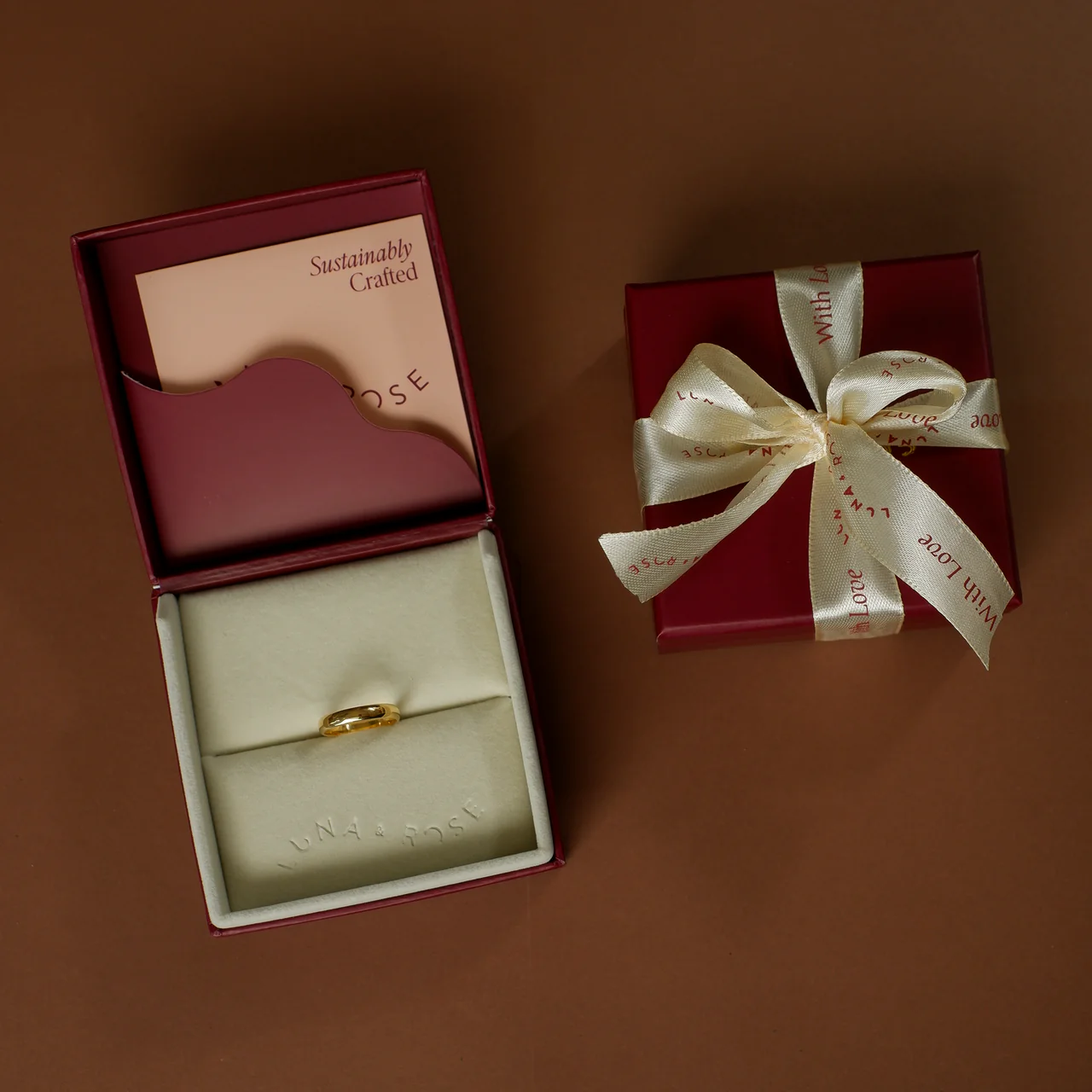 Classic Thin Band 4mm - Gold - Image 8