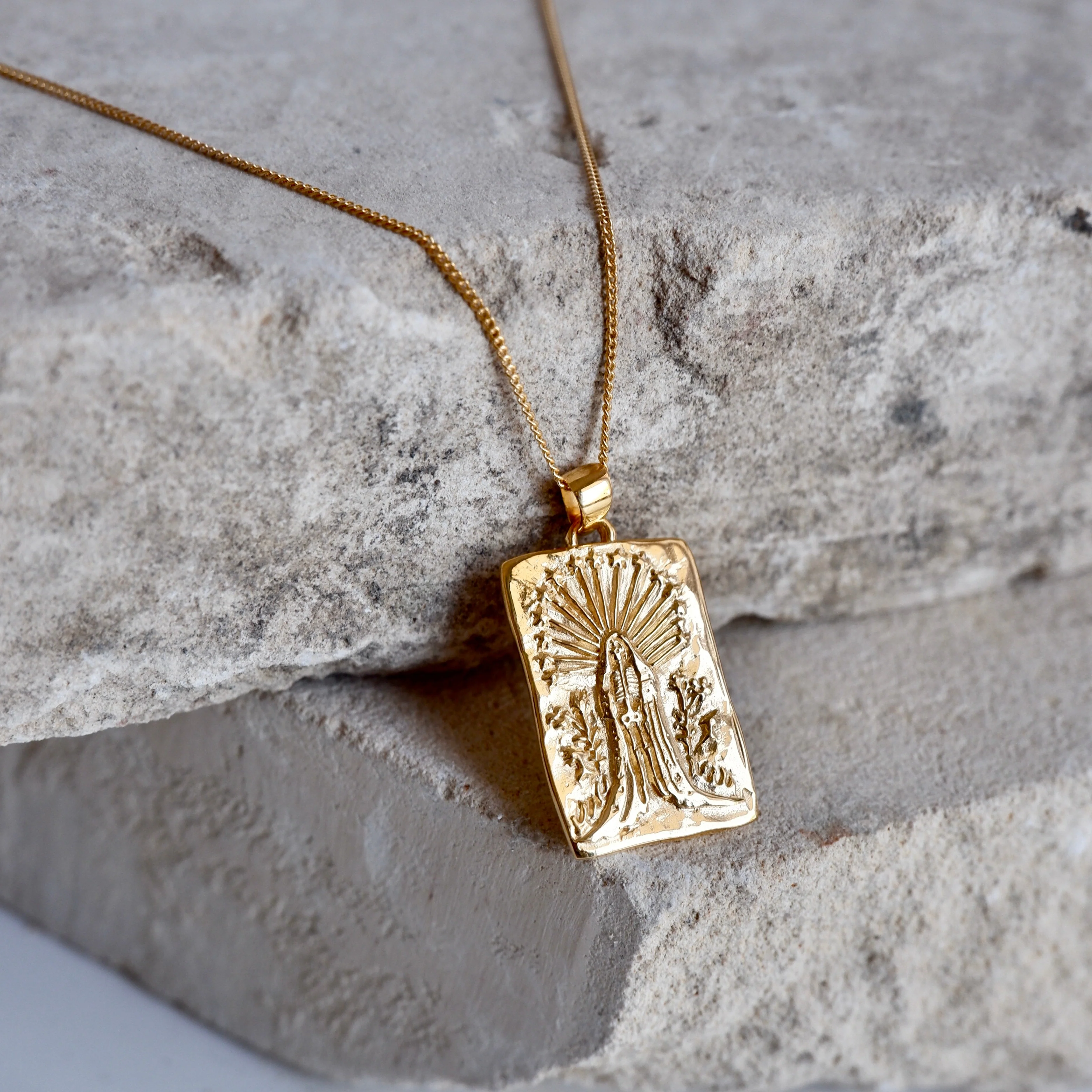 Dead & Thriving Necklace - Tahnee Kelland x Luna & Rose - Gold - Image 7