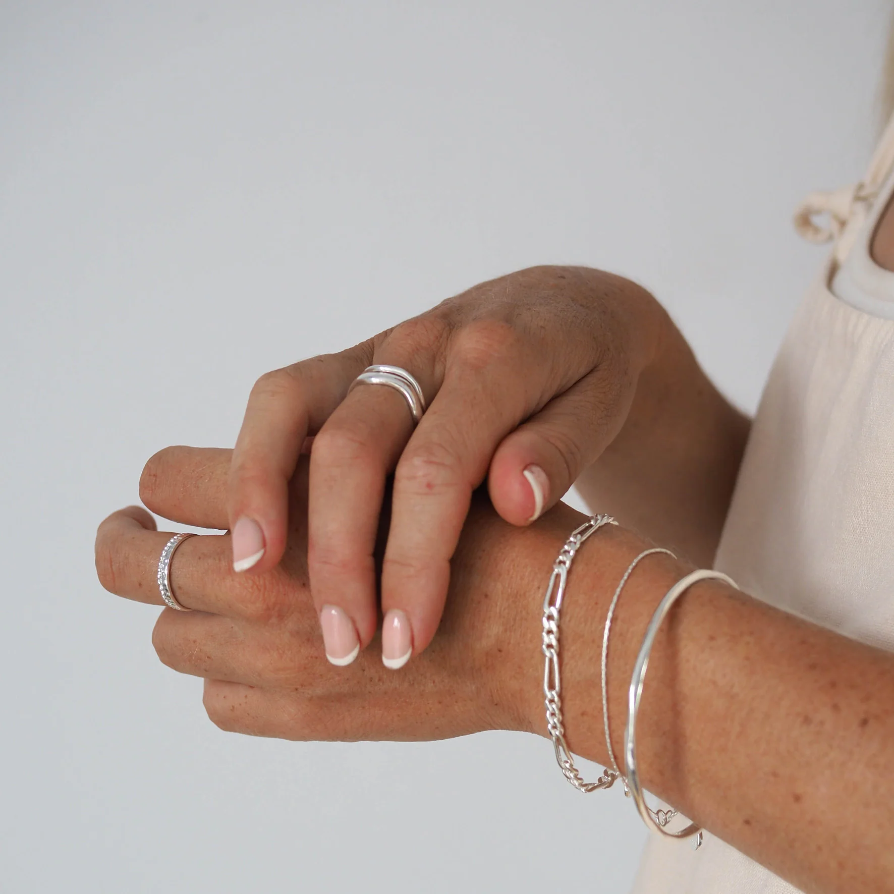 Lafayette Wave Ring Set (2 Rings) - Silver - Image 5