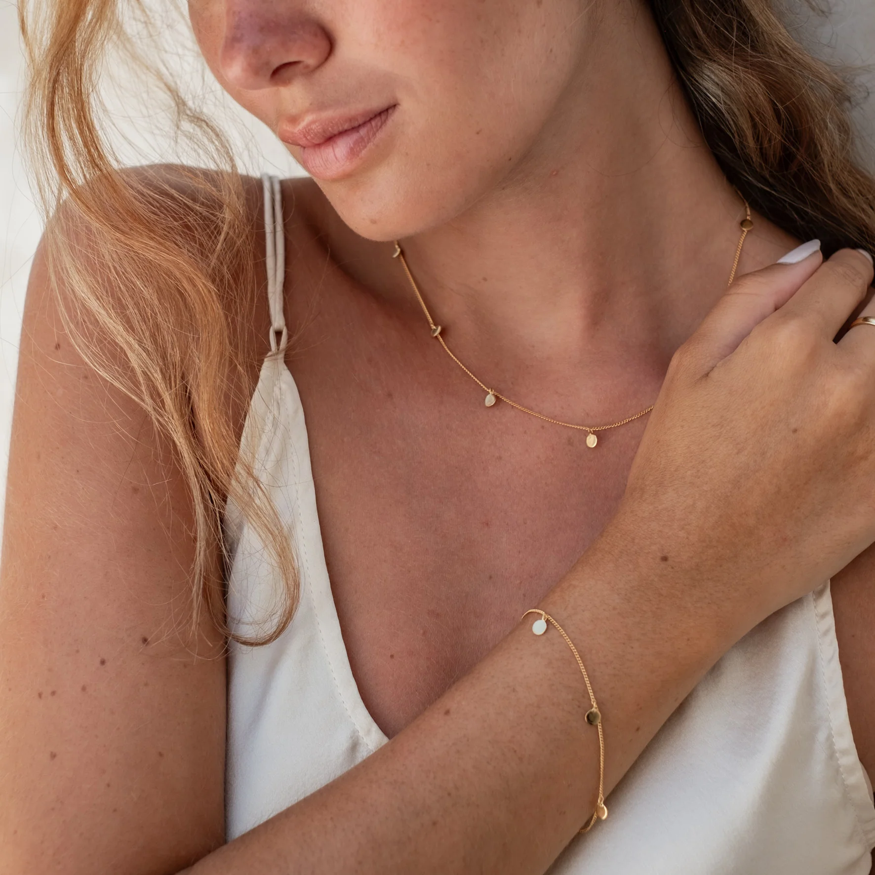 Liberty Droplet Anklet - Gold - Image 4