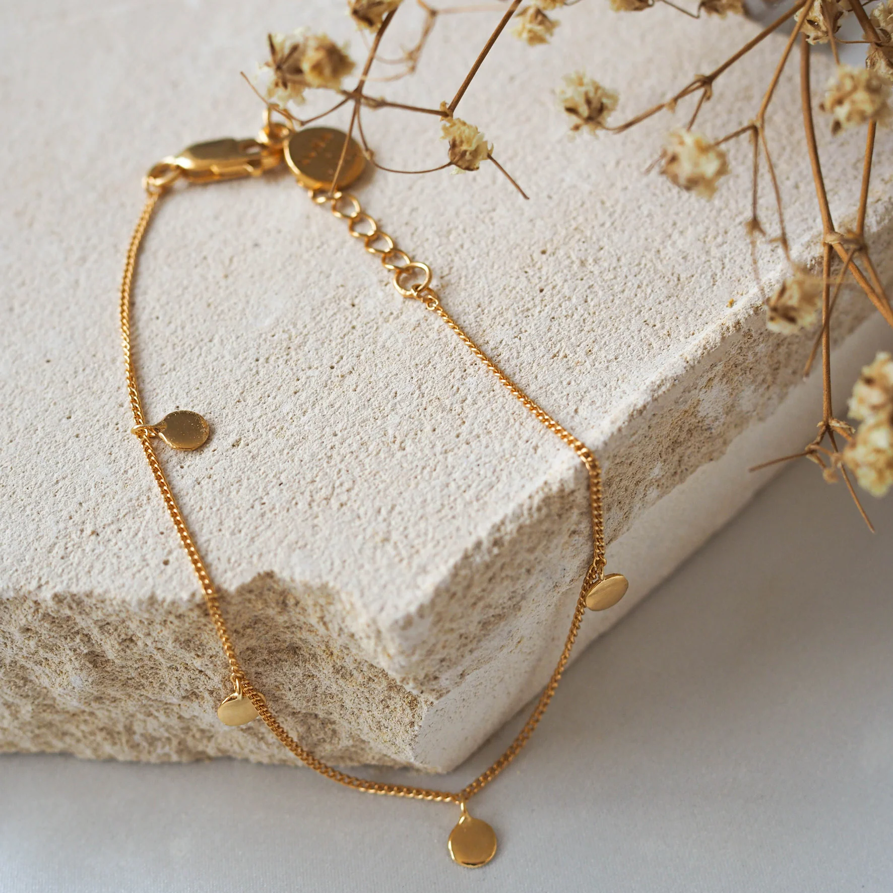 Liberty Droplet Bracelet - Gold - Image 3