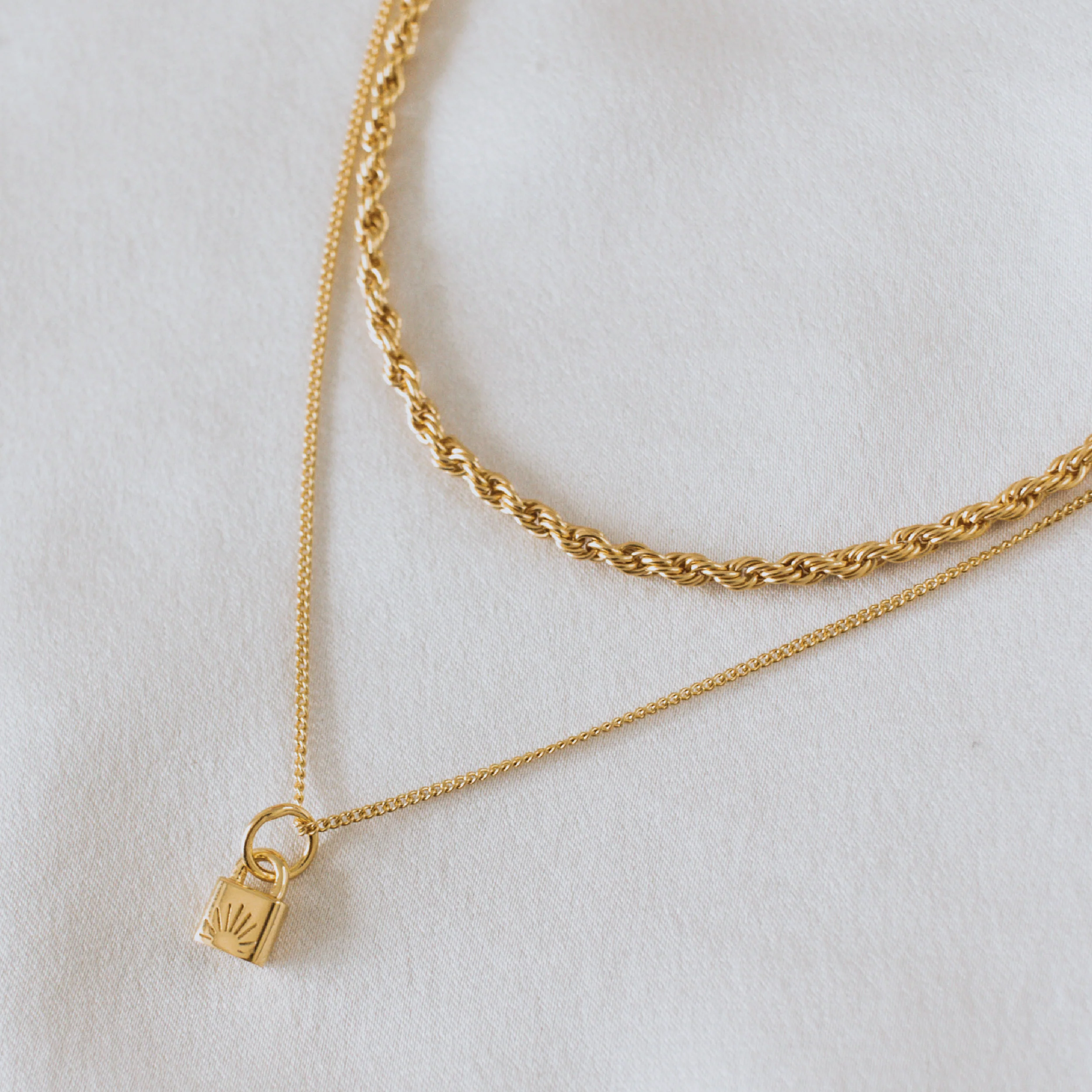 Lock BFF Necklace SINGLE - Gold - Image 3
