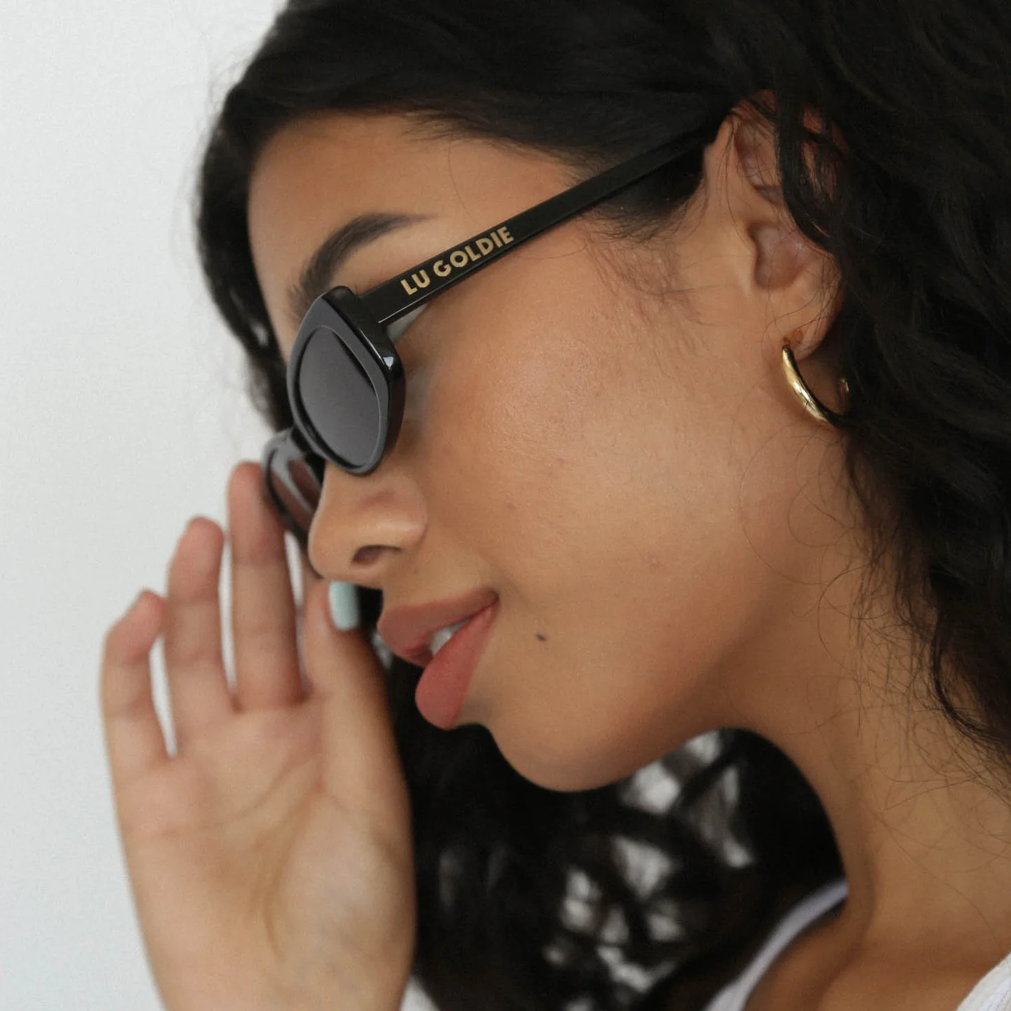 Lu Goldie - Solene Black Sunglasses - Image 3