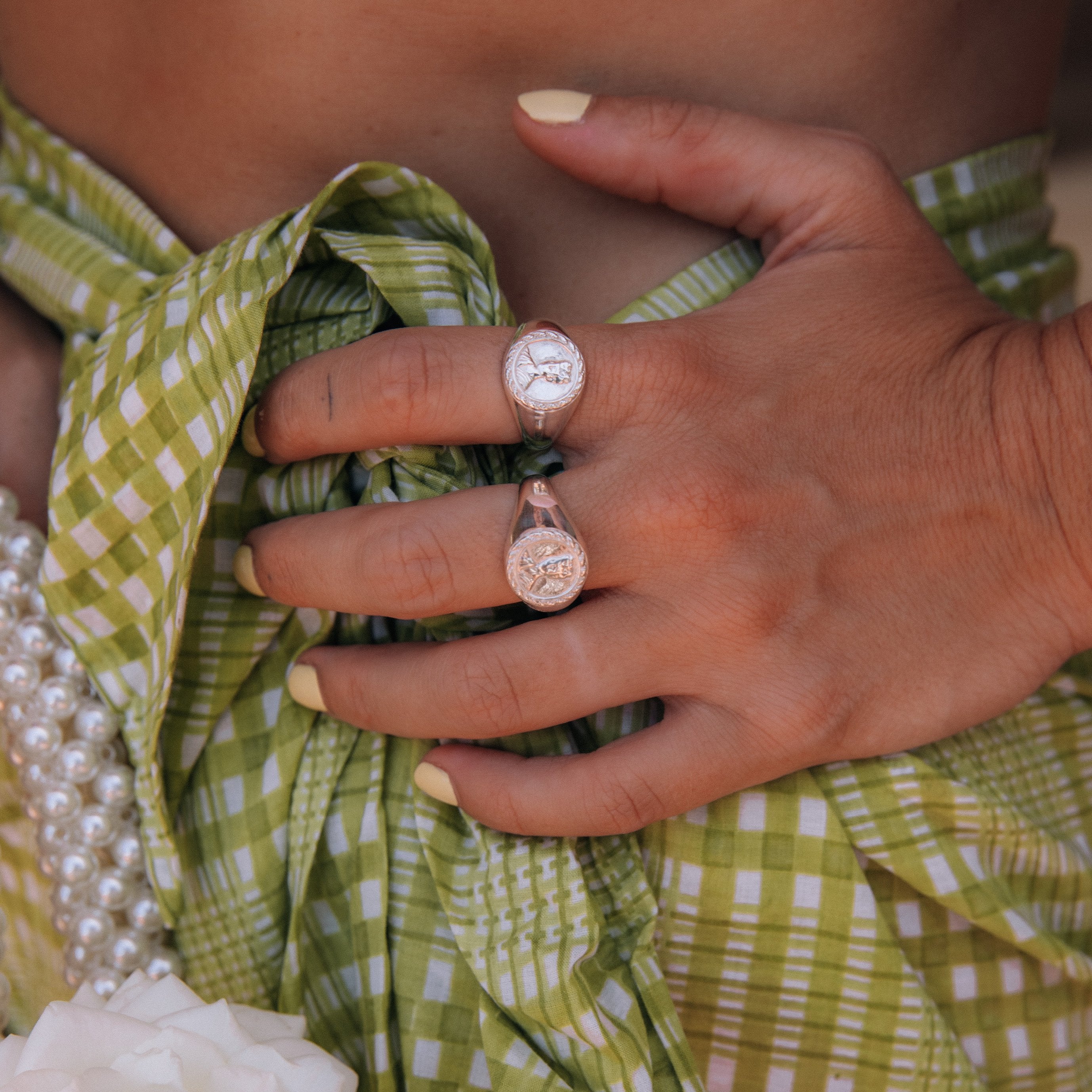 MAGDALENA SIGNET RING - SILVER - Image 5