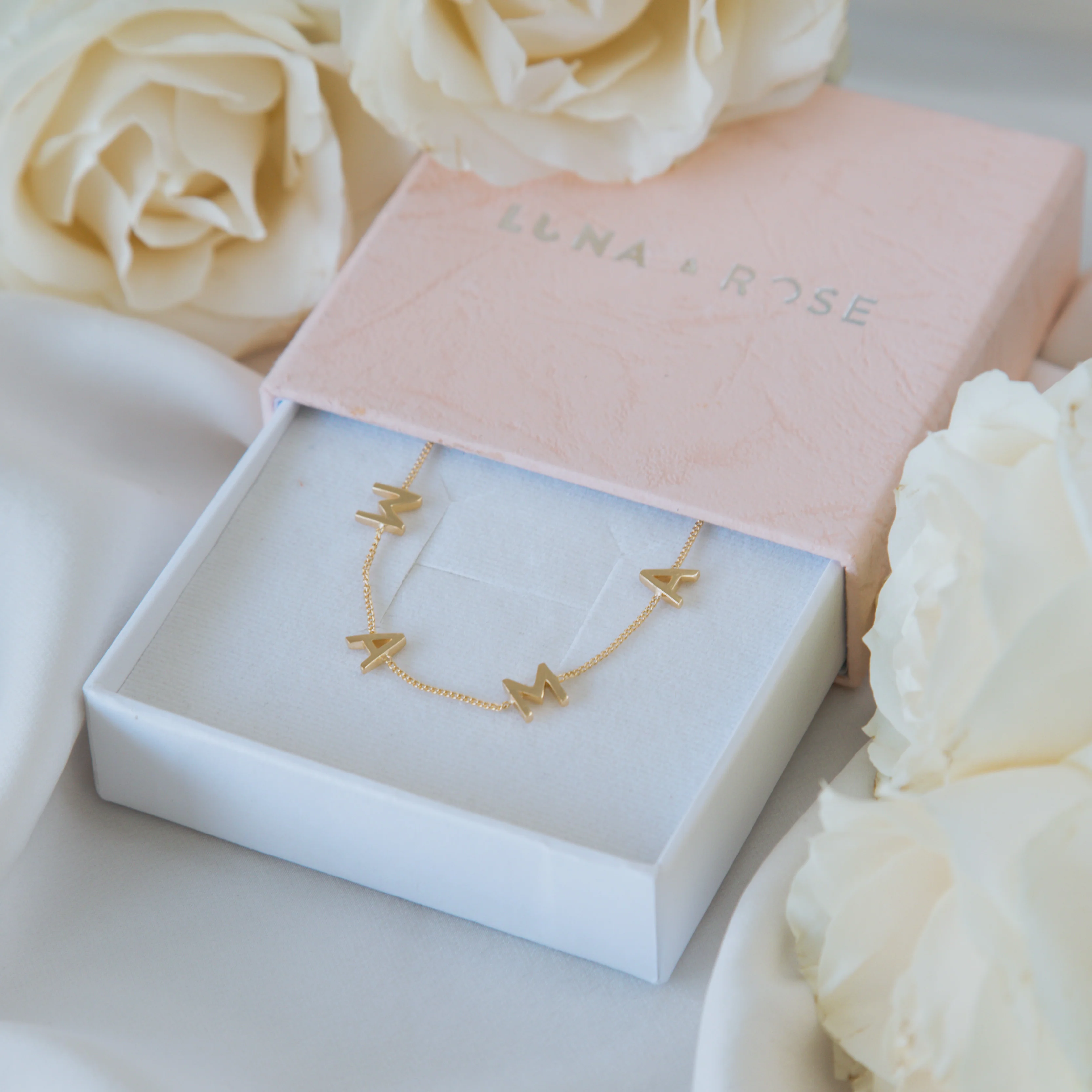 MAMA Necklace - Gold - Image 7