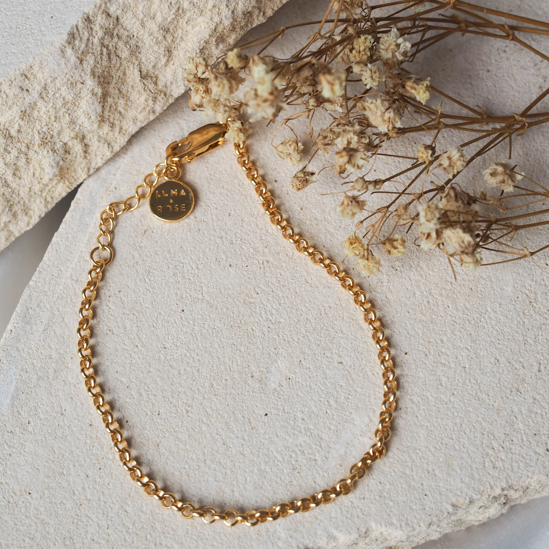 Manhattan Rollo Chain Bracelet - Gold - Image 3