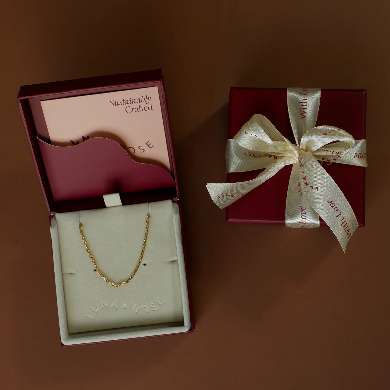 Manhattan Rollo Chain Necklace - Gold - Image 6