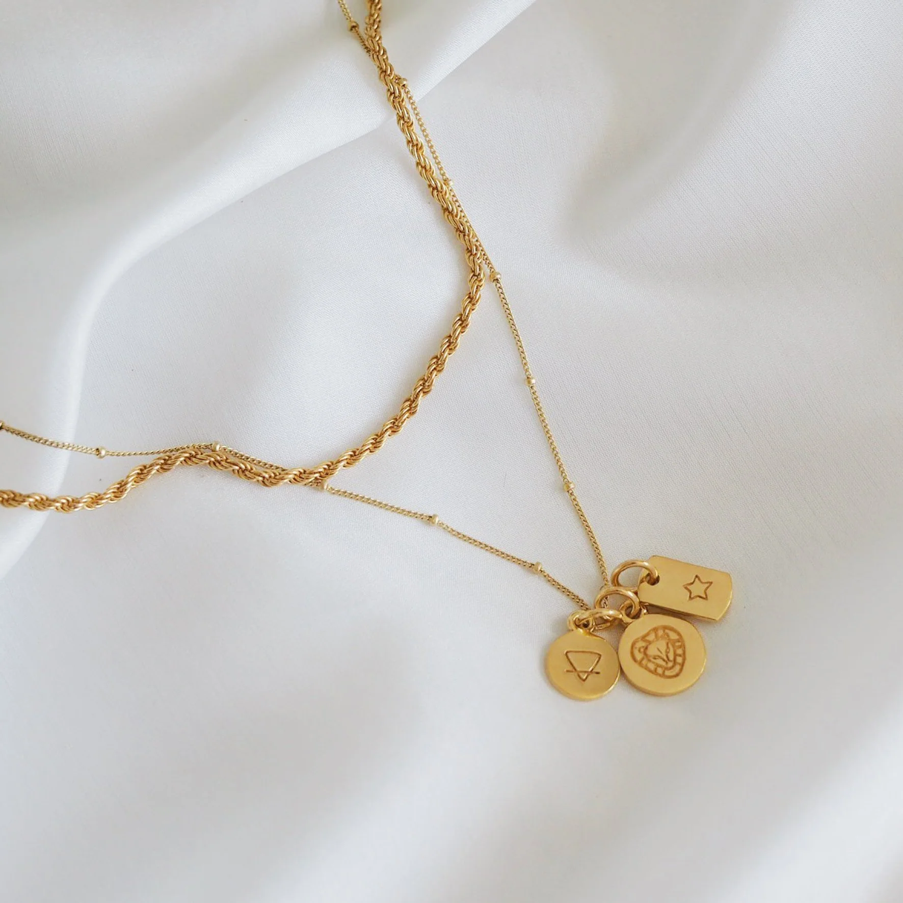 Leo Mini Zodiac Necklace - Gold - Image 3
