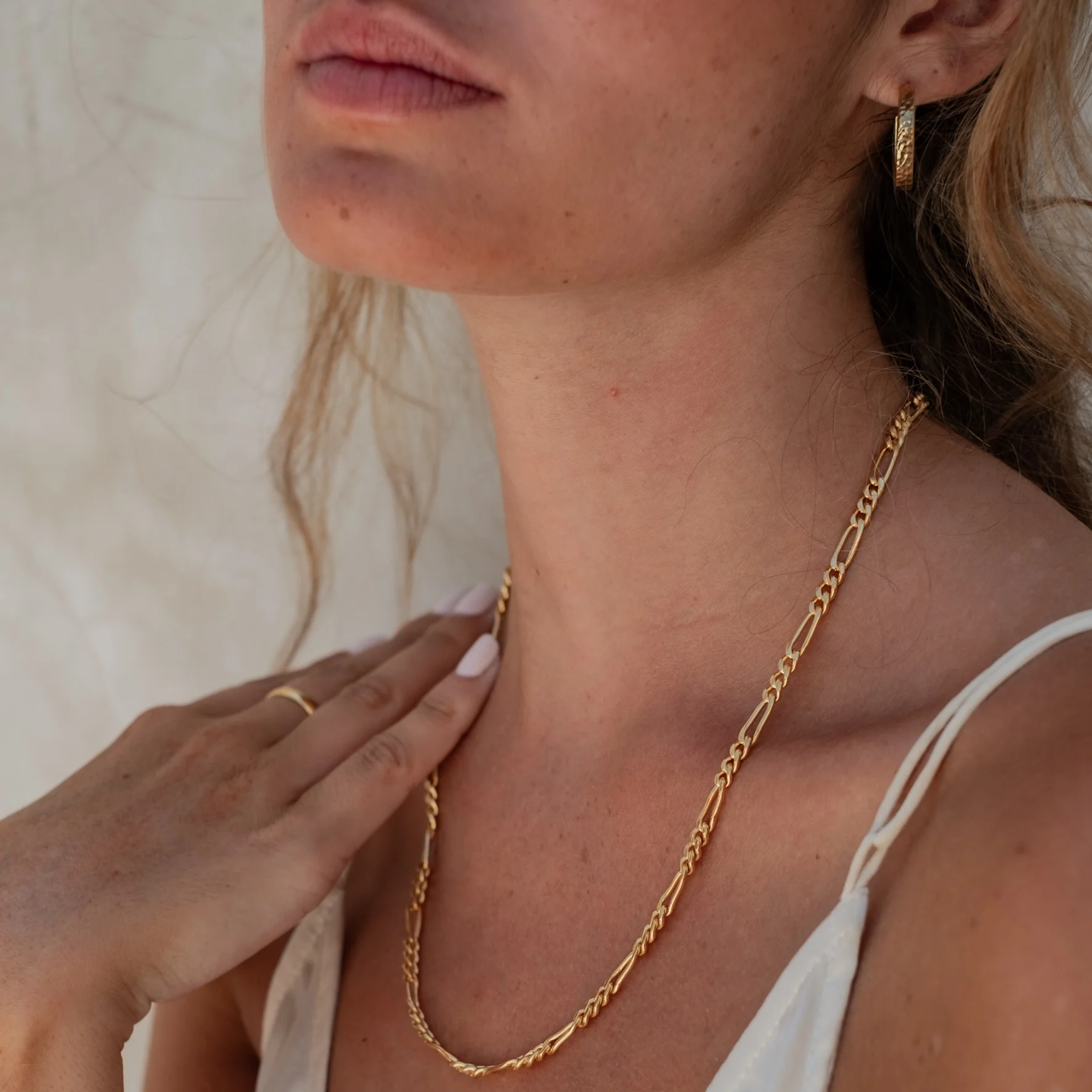 MOMA Hammered Hoops 20mm - Gold - Image 4