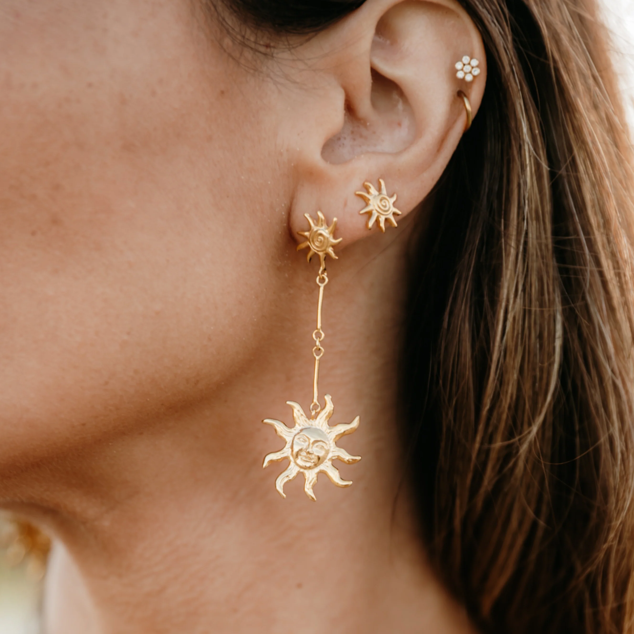 Neri x Luna & Rose - Double Sunshine Earrings - Gold - Image 3
