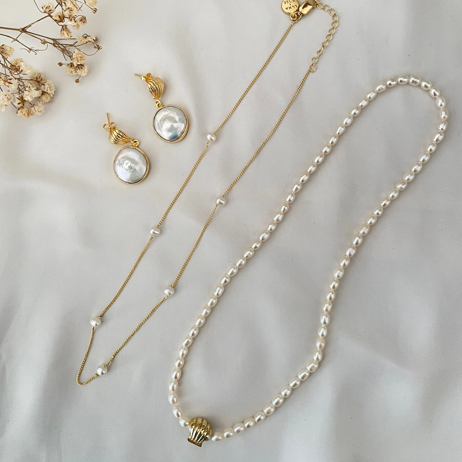 Pearly Whites Necklace - GOLD - Image 3