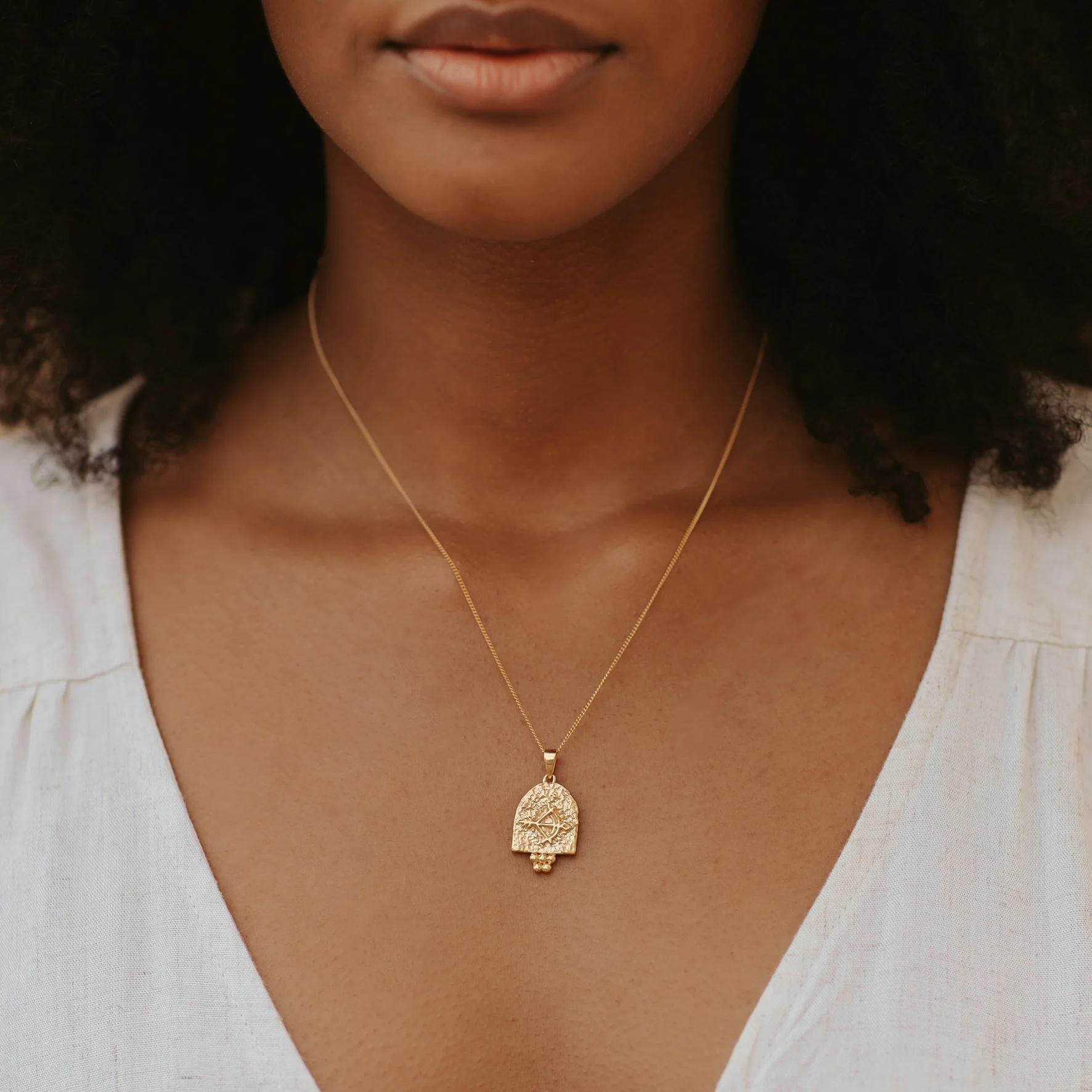 SAGITTARIUS ZODIAC NECKLACE - GOLD - Image 3