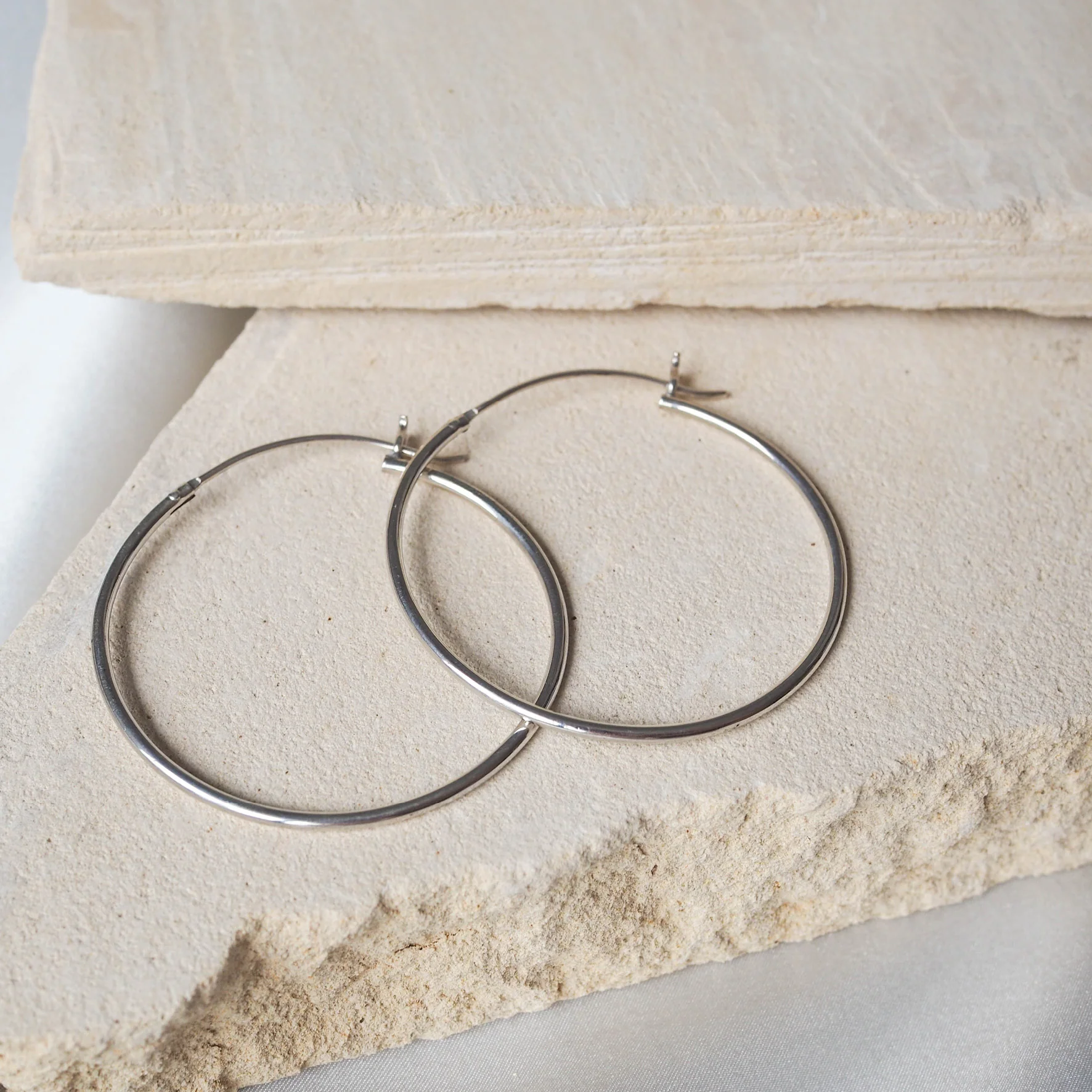 Signature Hoops 40mm Maxi - Silver - Image 3