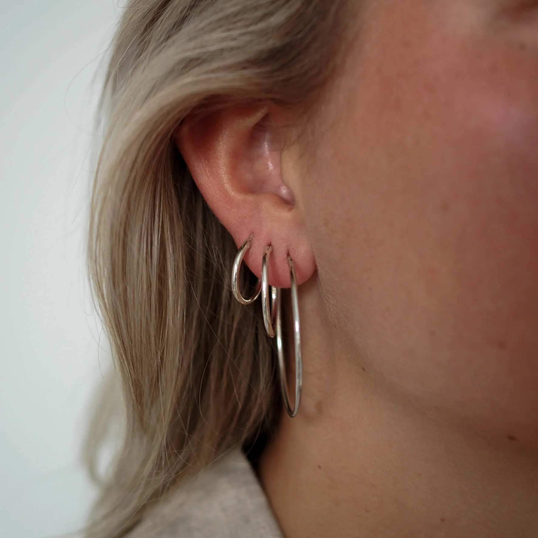 Signature Hoops 40mm Maxi - Silver - Image 5