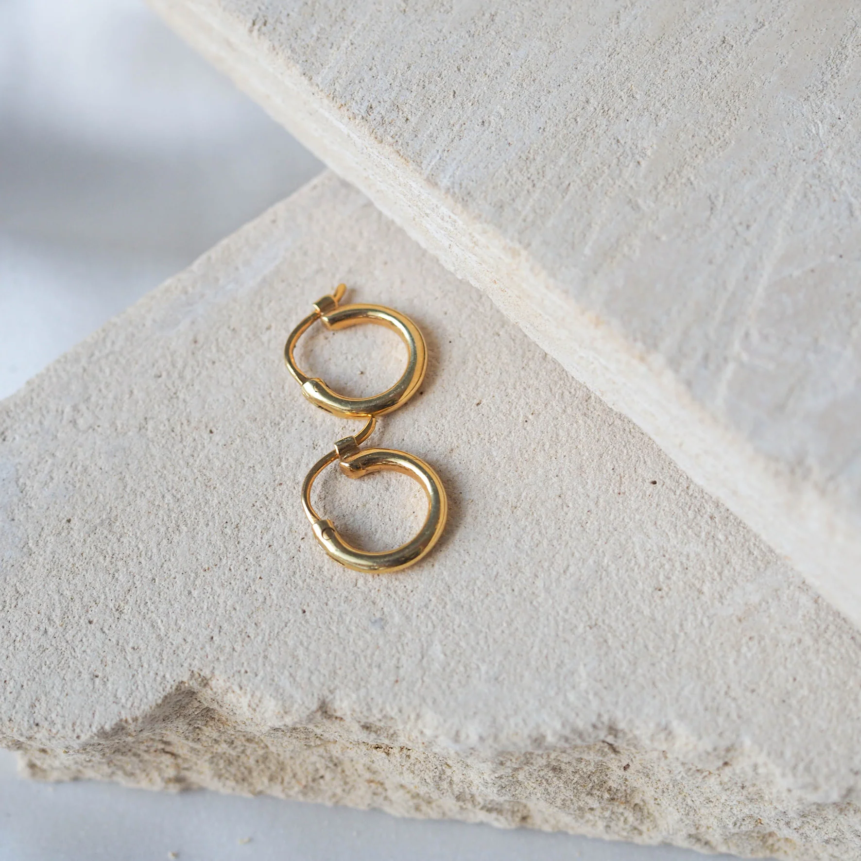 Signature Hoops 10mm Petite - Gold - Image 3