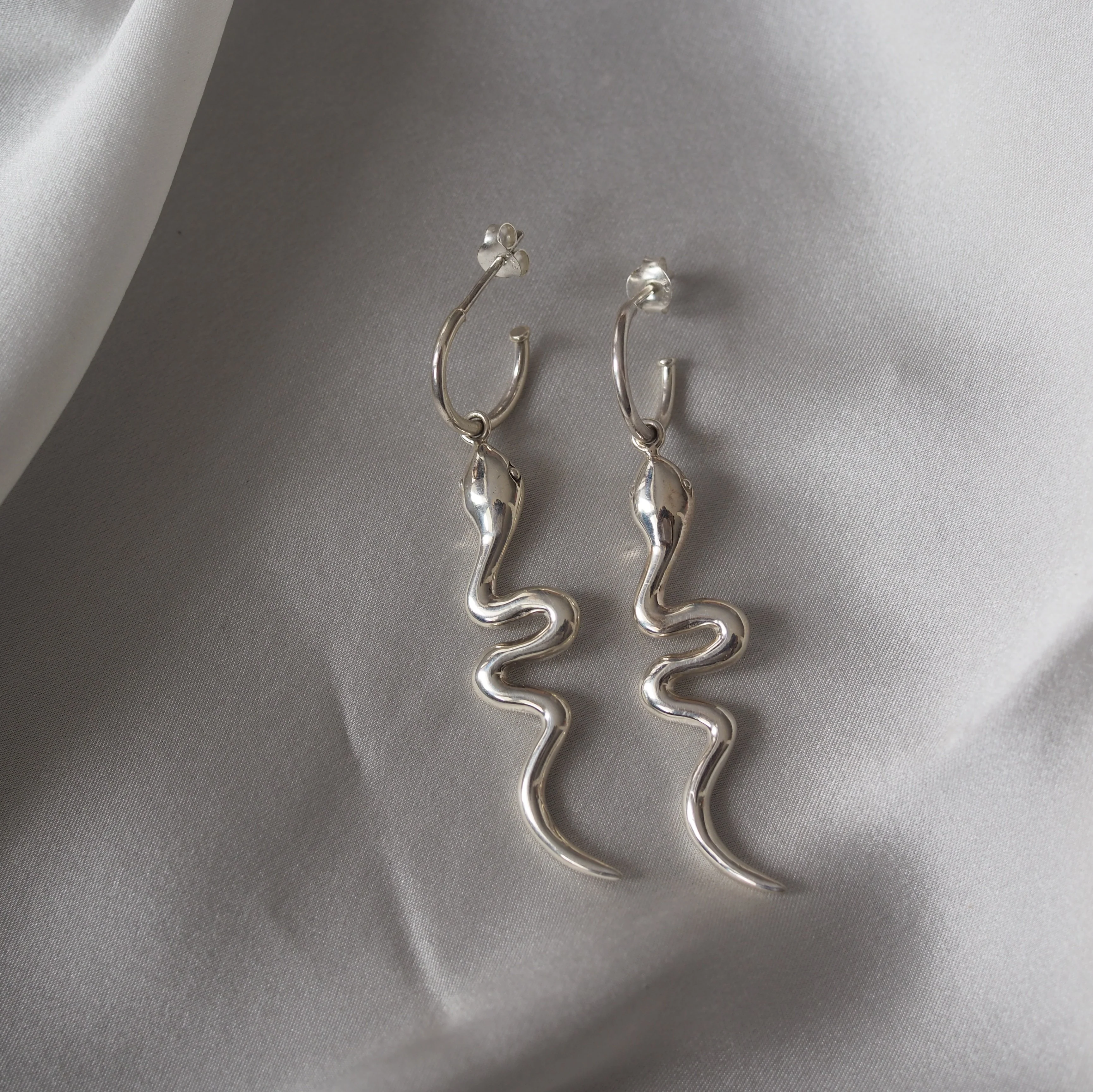 Snake 'Rebirth' Earrings - Silver - Image 4