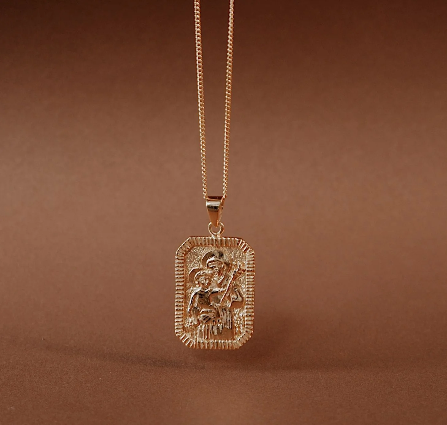 St Anthony - Patron Saint of Miracles - Gold - Image 5