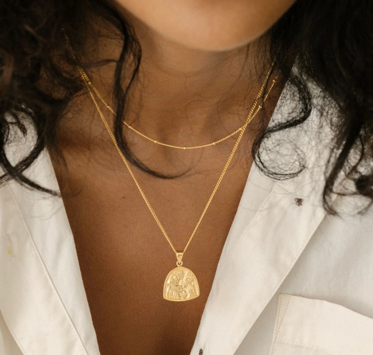 St Assisi - Patron Saint of Animals & the Environment Necklace - Gold - Image 5
