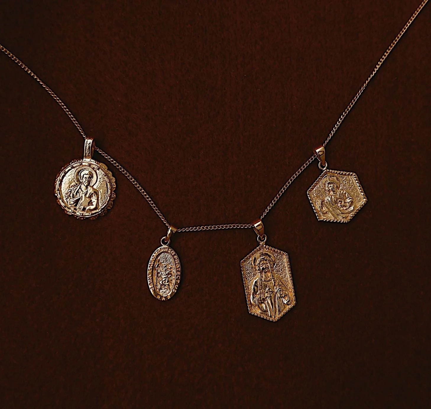 9KT SOLID GOLD - St Christopher the Patron of Travel Charm Necklace - Image 7