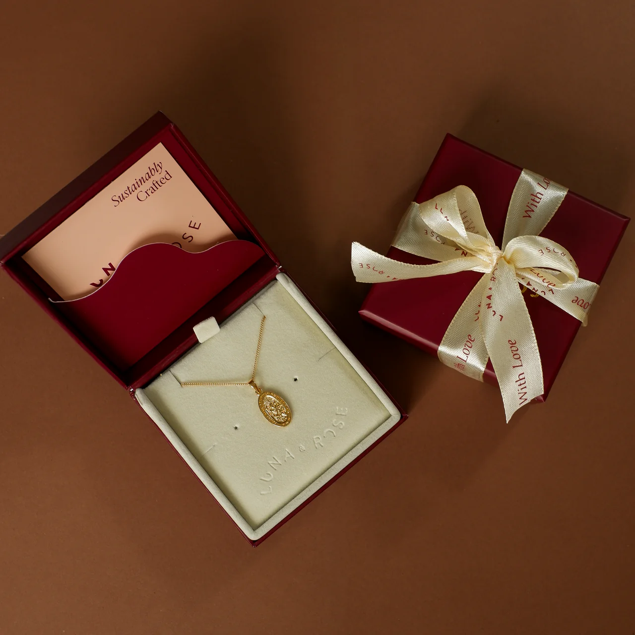 9KT SOLID GOLD - St Christopher the Patron of Travel Charm Necklace - Image 9