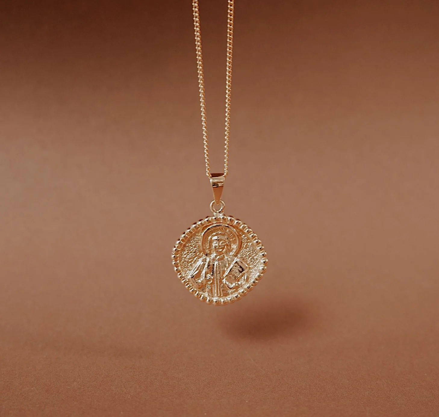 9KT SOLID GOLD - St John - Patron Saint of Love & Friendships - Image 3