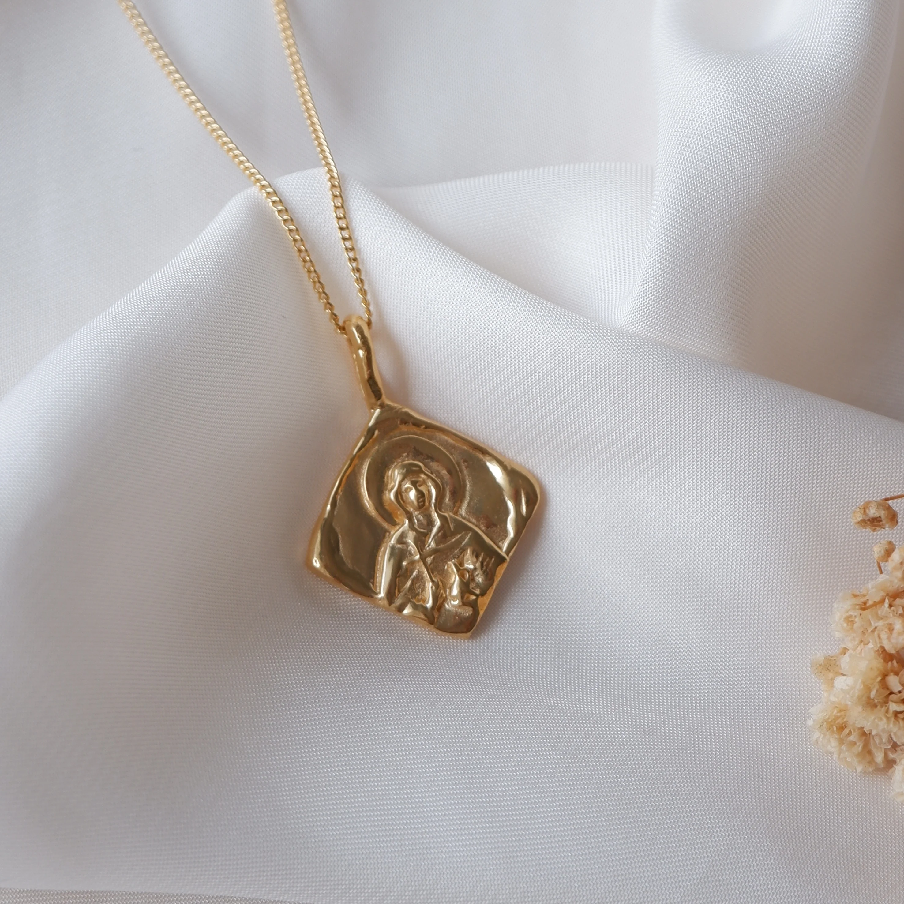 SOLID GOLD St Martha - Patron Saint of Cooking & Devoted Service Charm Only - Gold - Image 3