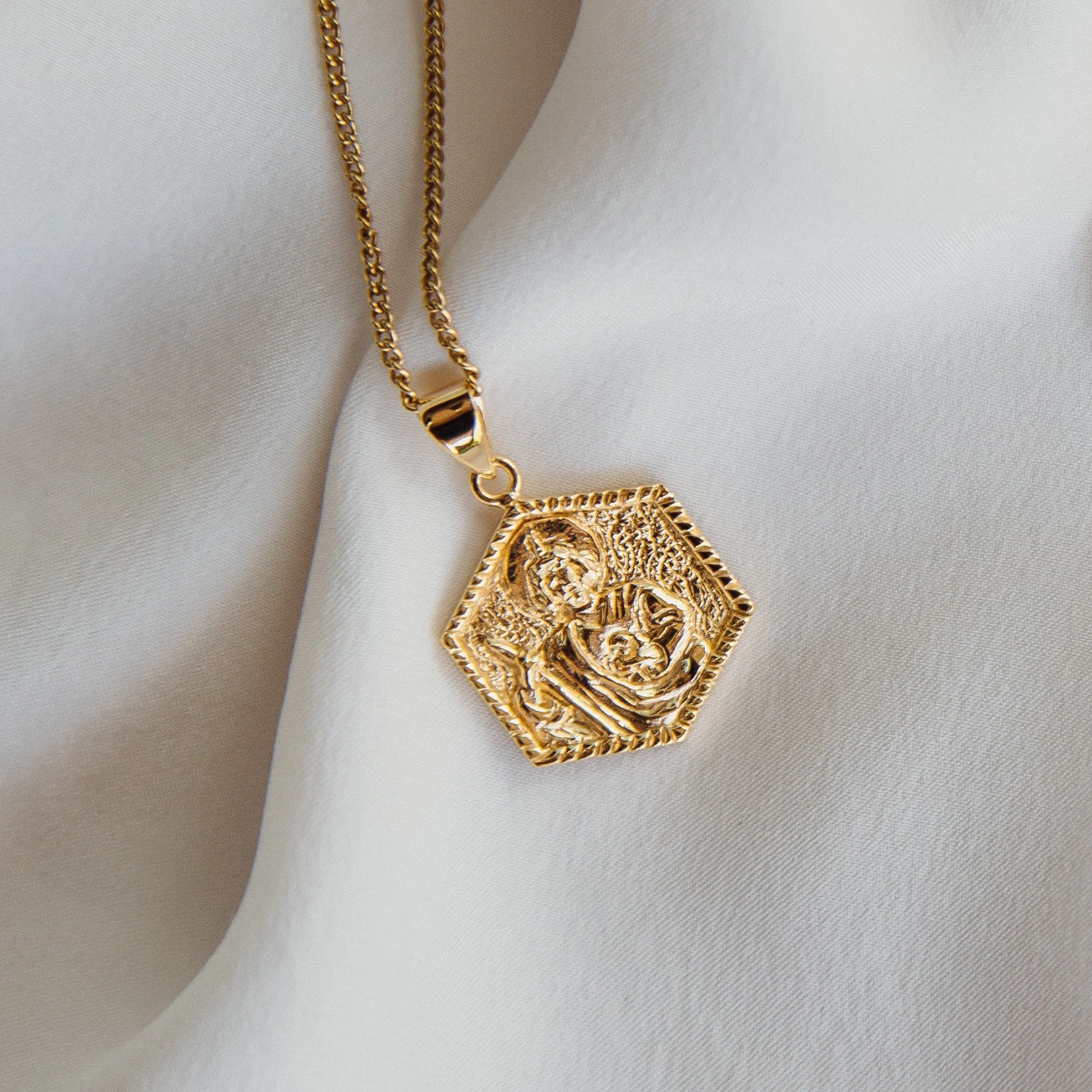 St Jude - Patron Saint of Hope & The Impossible - Gold - Image 4