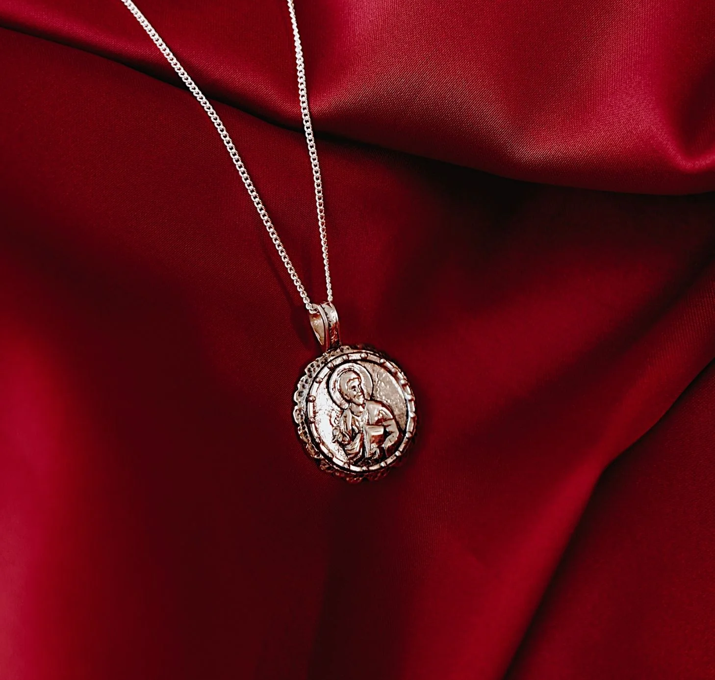 St Luke - Patron Saint of Creativity & Artists Necklace - Silver - Image 5
