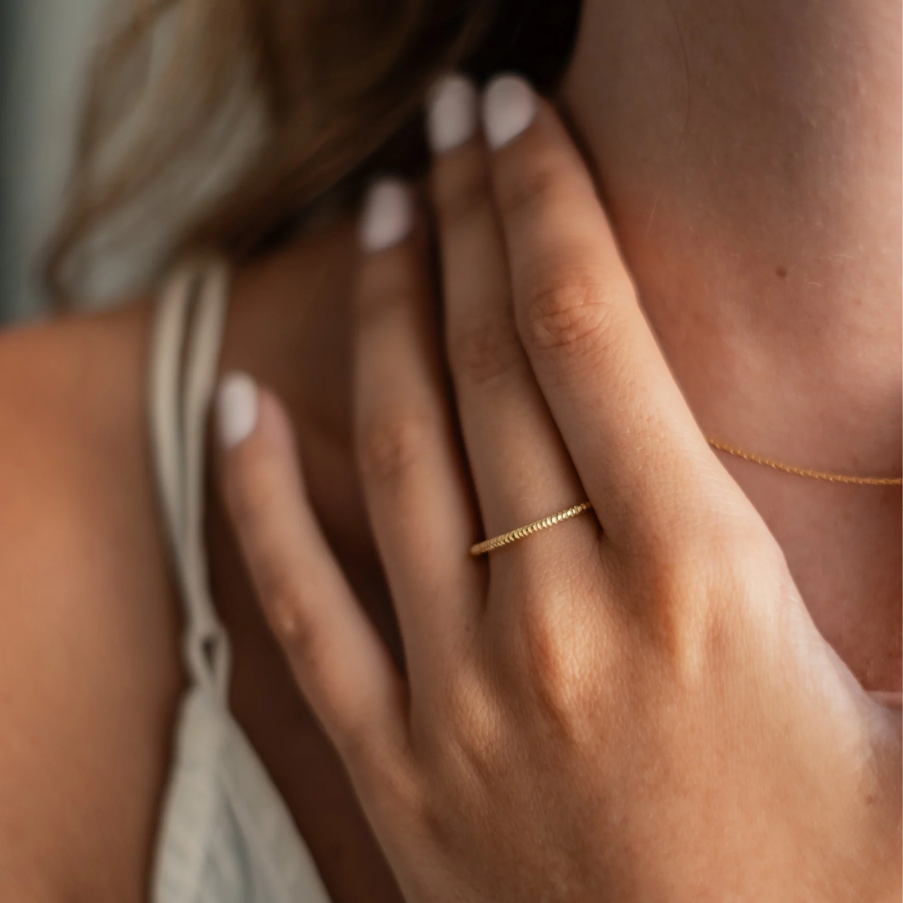 The MET Stripe Band - Gold - Image 2