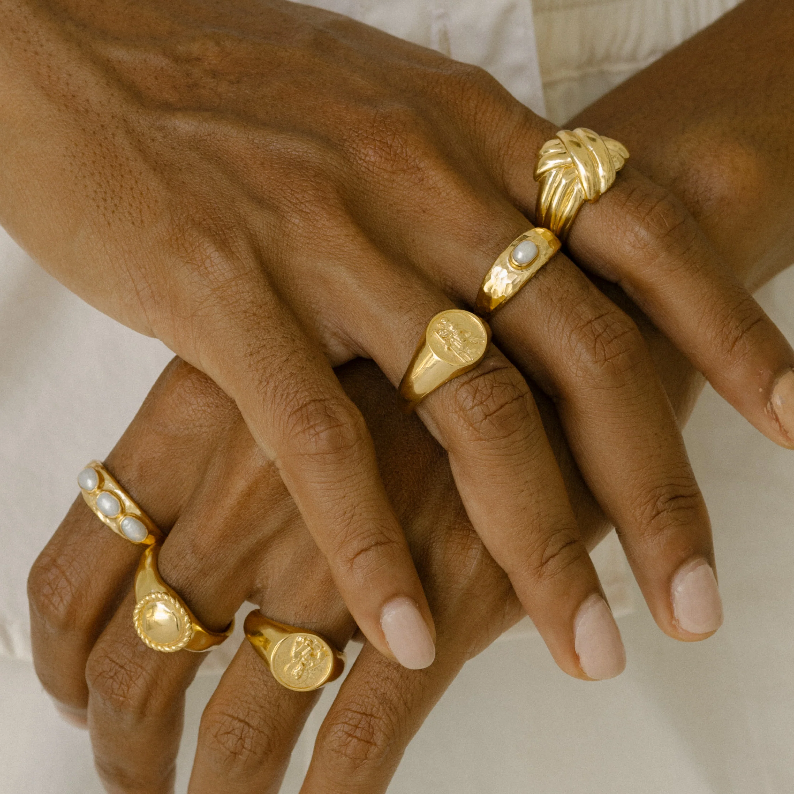 Tina Turner Plaited Ring - Gold - Image 7