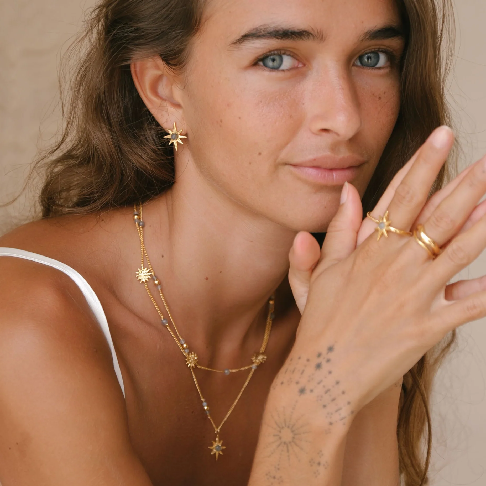 Warm Love - Tahnee Kelland x Luna & Rose - Gold - Image 3