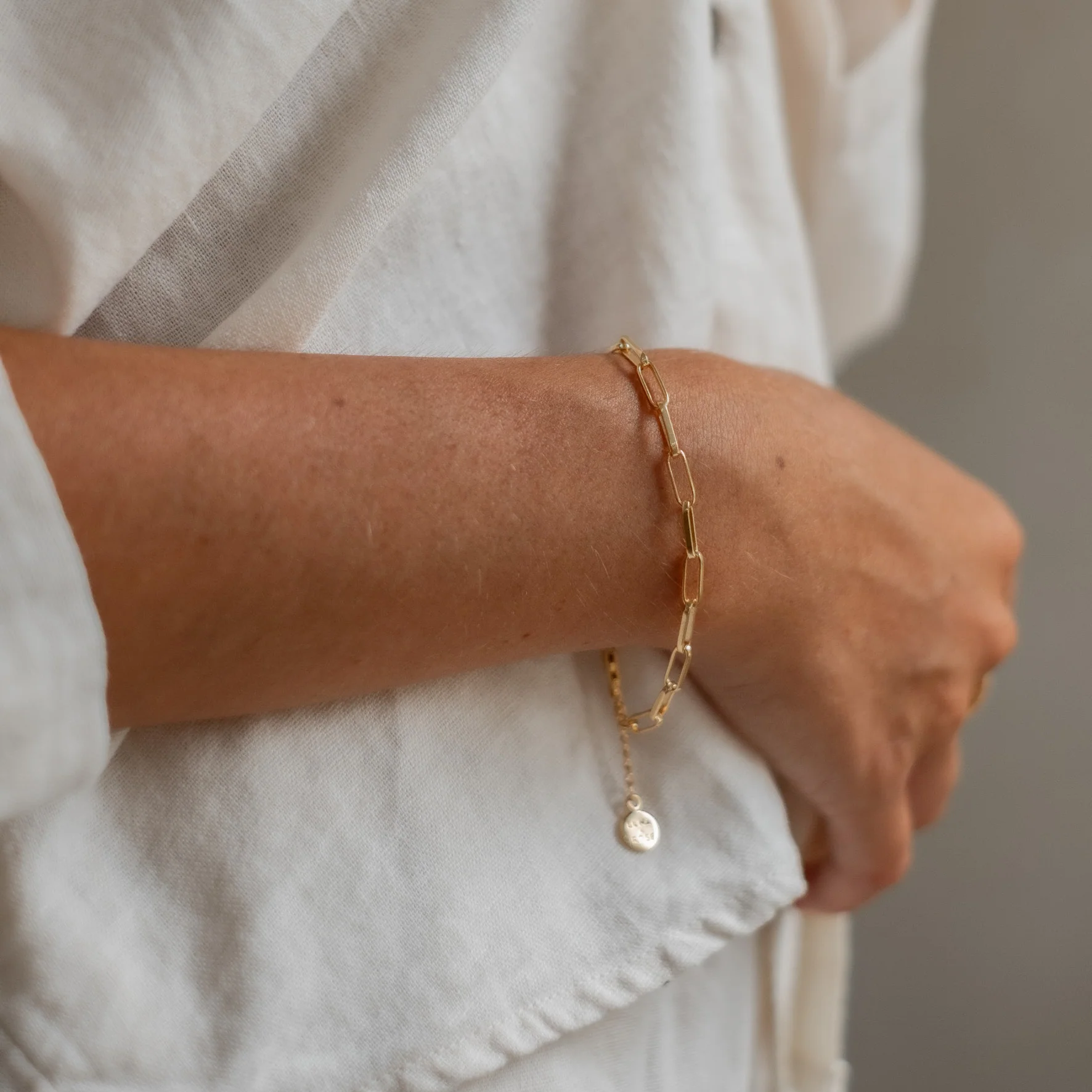 Washington Paper Clip Bracelet - Gold